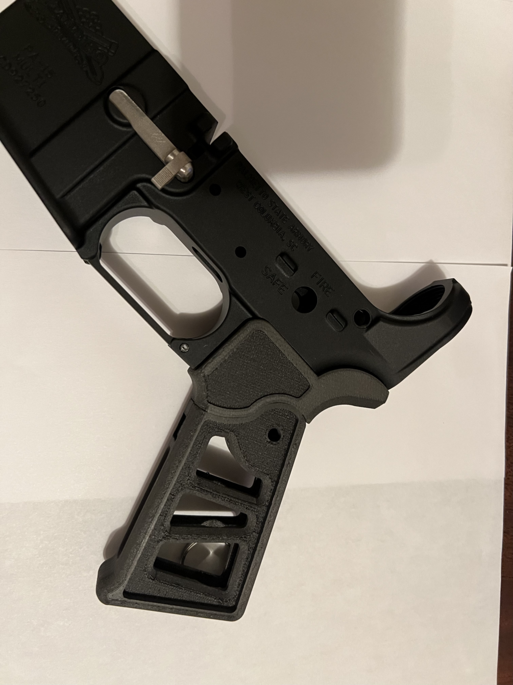 ERGONOMIC FOLDING PISTOL GRIP FOR M16/M4/AR15 - 3D printable